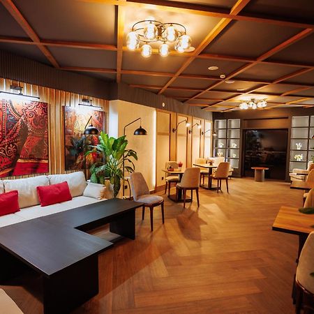 Aurum Garden Hotel Çimkent Dış mekan fotoğraf
