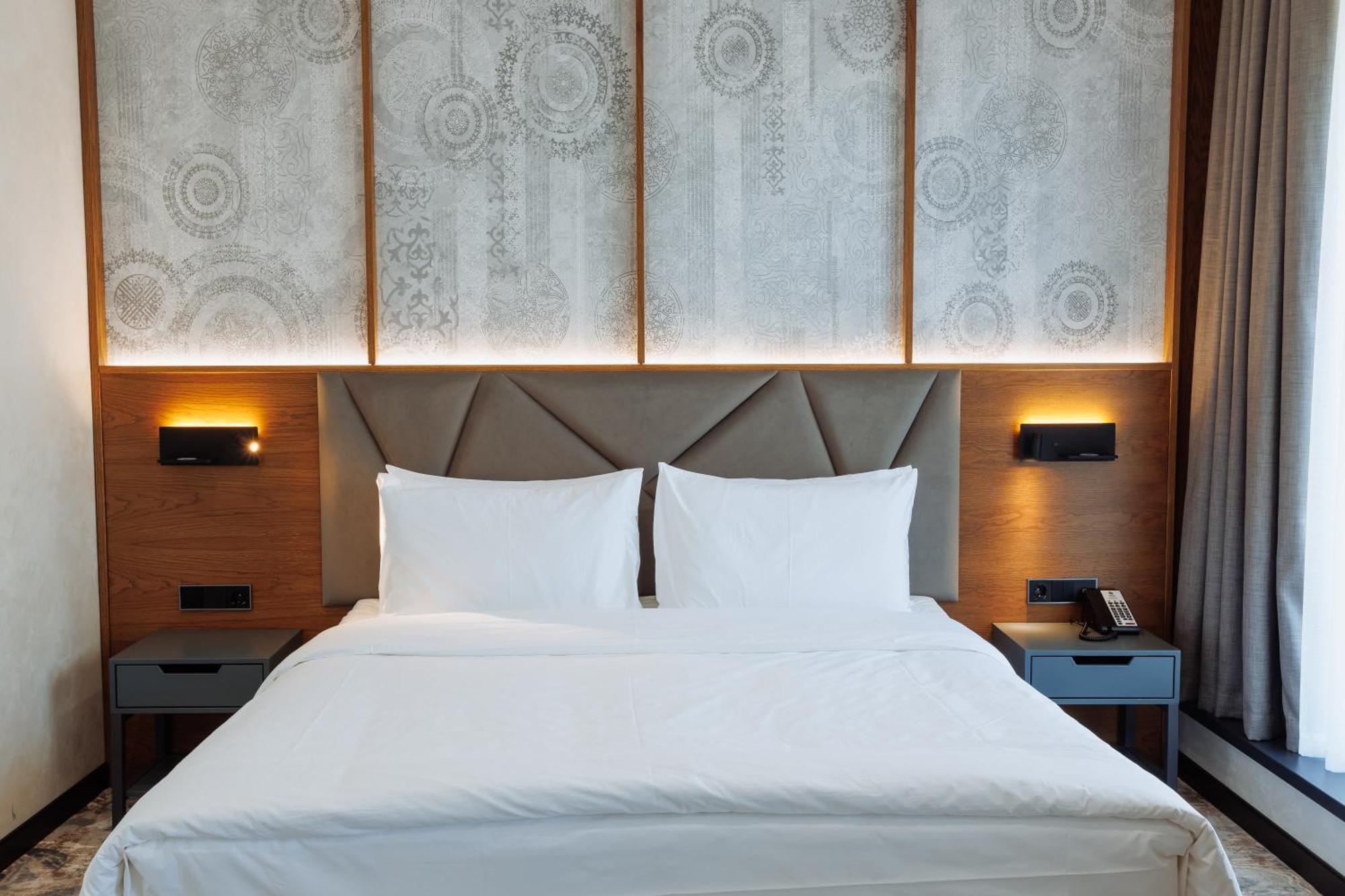 Aurum Garden Hotel Çimkent Dış mekan fotoğraf