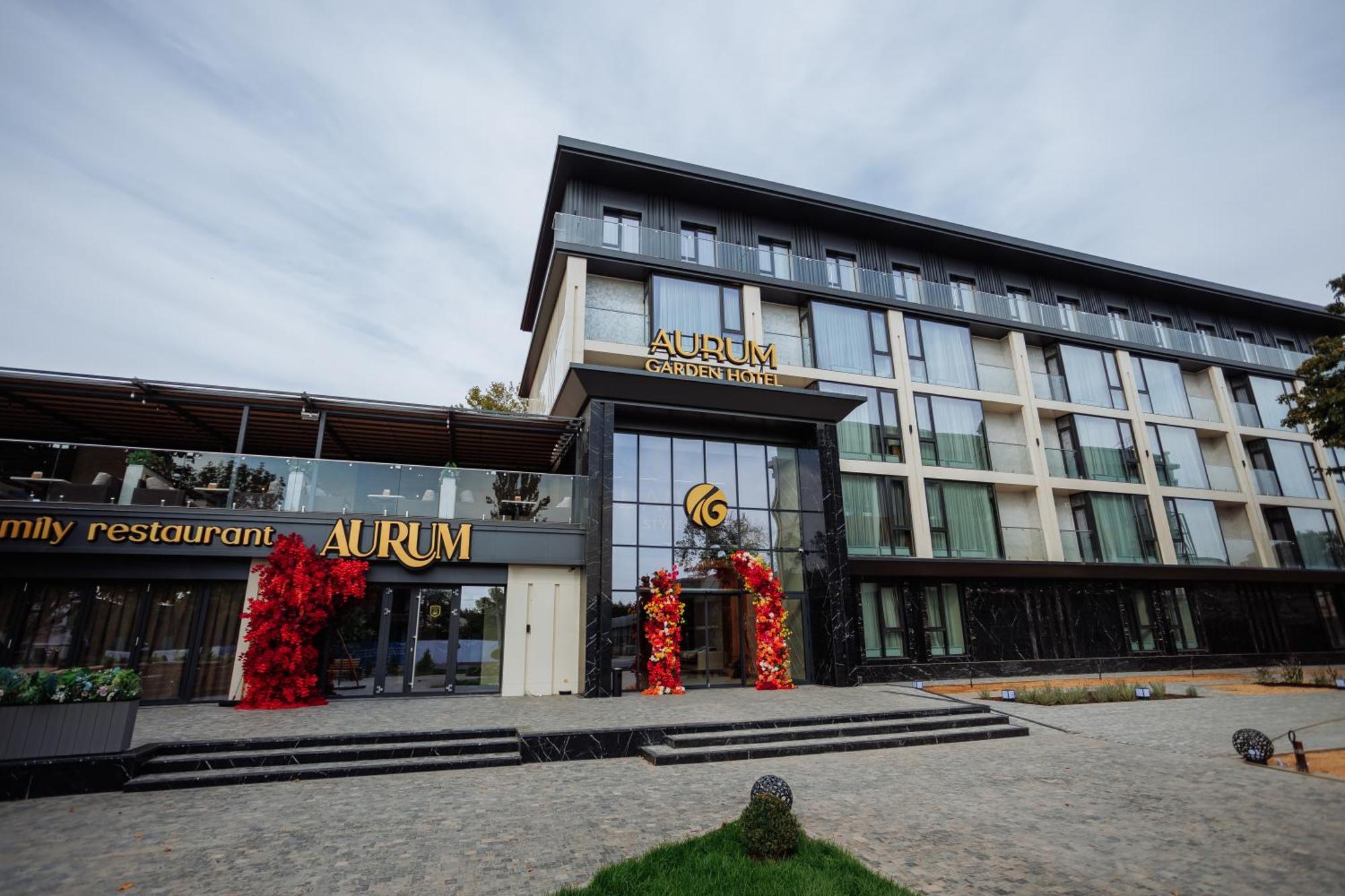 Aurum Garden Hotel Çimkent Dış mekan fotoğraf