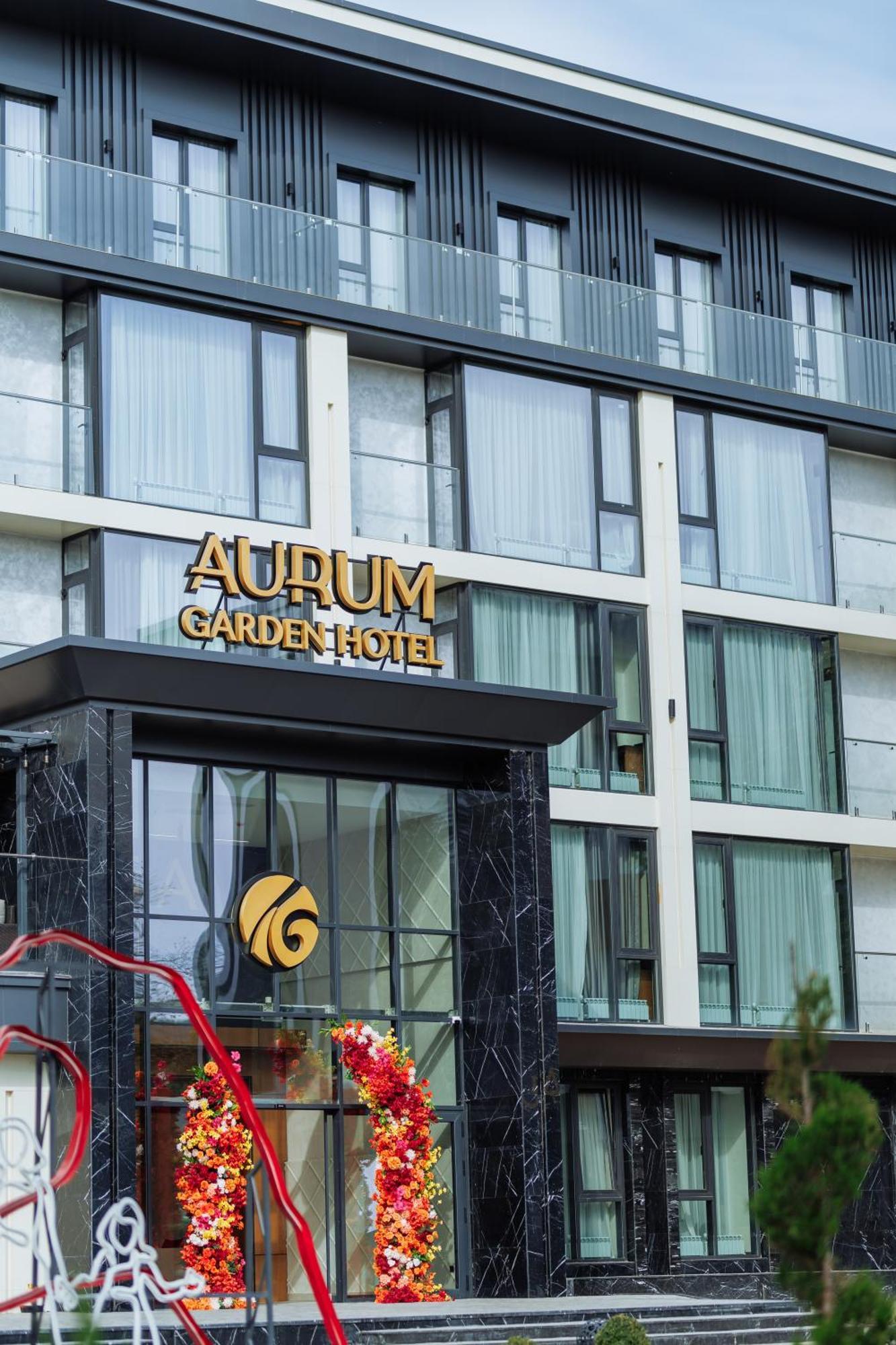 Aurum Garden Hotel Çimkent Dış mekan fotoğraf