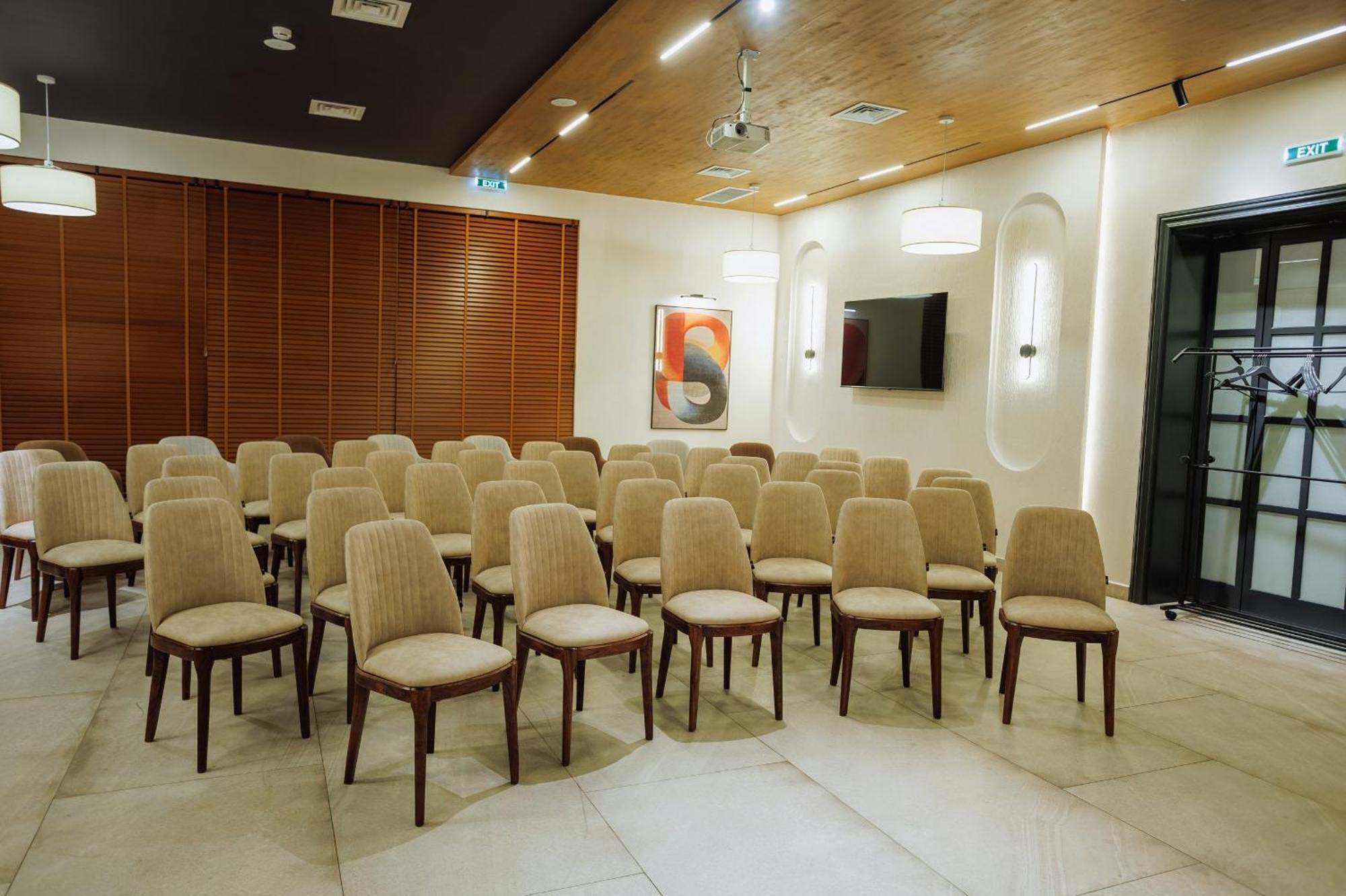 Aurum Garden Hotel Çimkent Dış mekan fotoğraf