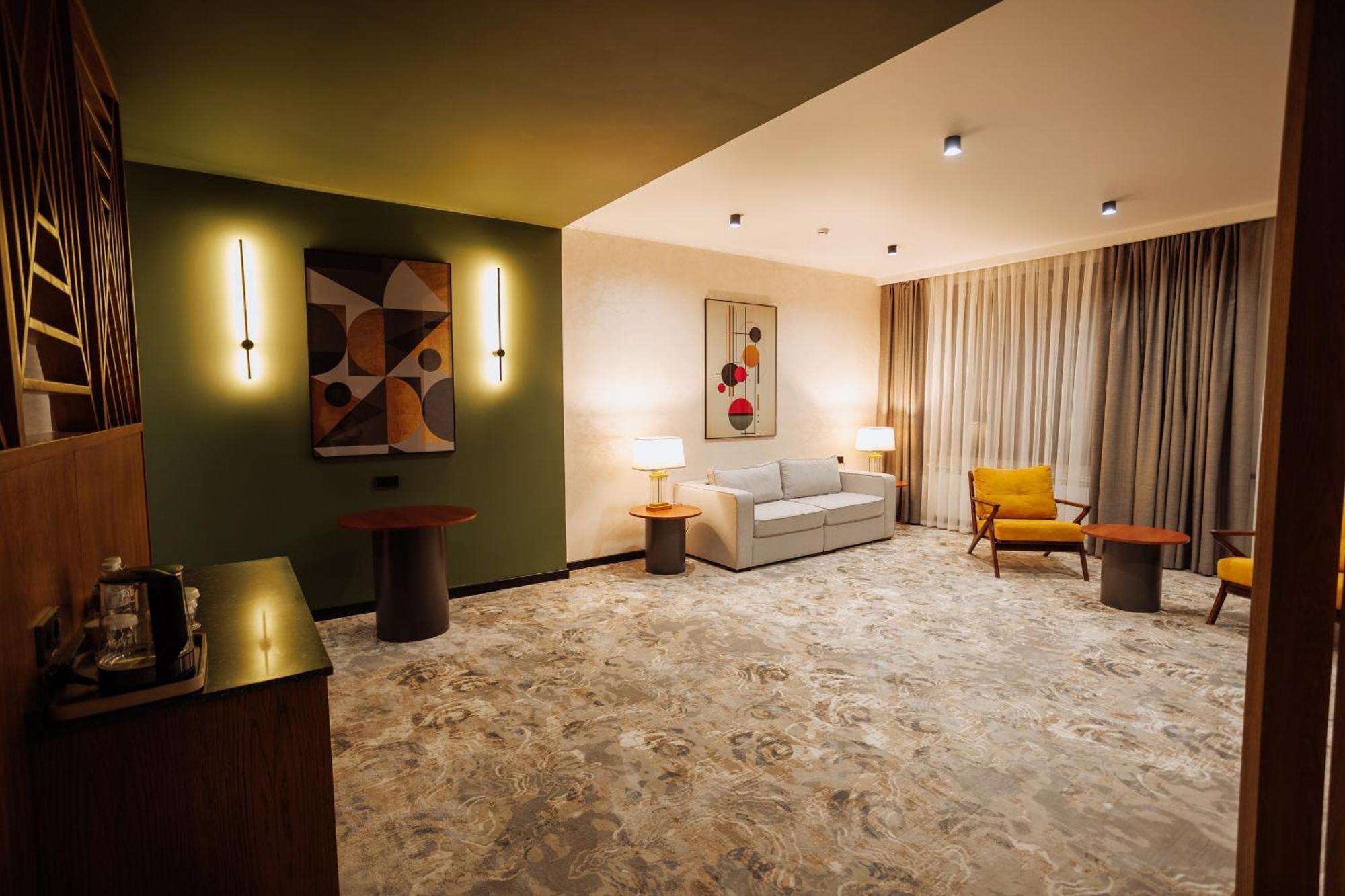 Aurum Garden Hotel Çimkent Dış mekan fotoğraf